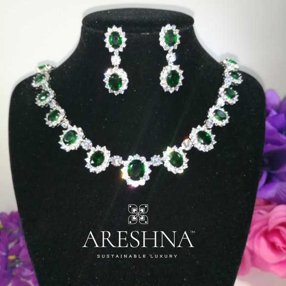 Green Emerald Diamond Bridal Jewelry Set Necklace and Earrings Crystal Jewelry - Picture 7 of 9